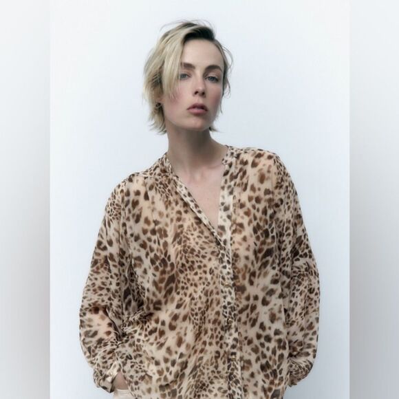 ZARA ANIMAL PRINT BLOUSE - Picture 1 of 13